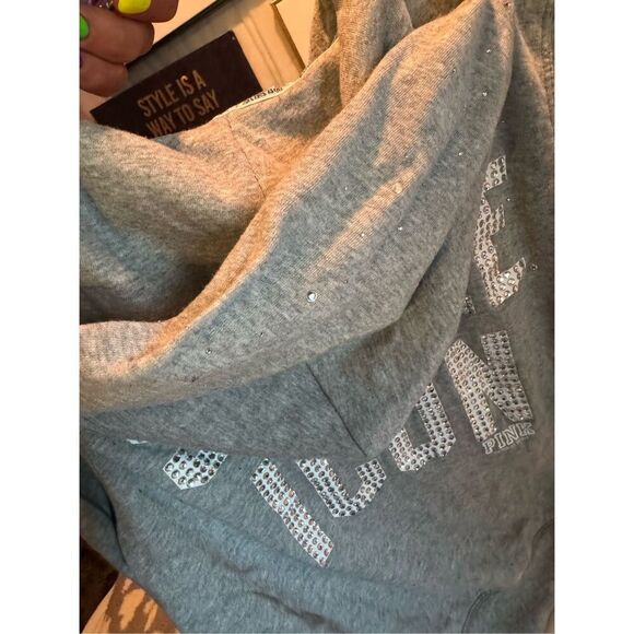 VS pink Full zip up hoodie hooded sweatshirt og y2k vintage bling style icon - Picture 9 of 13